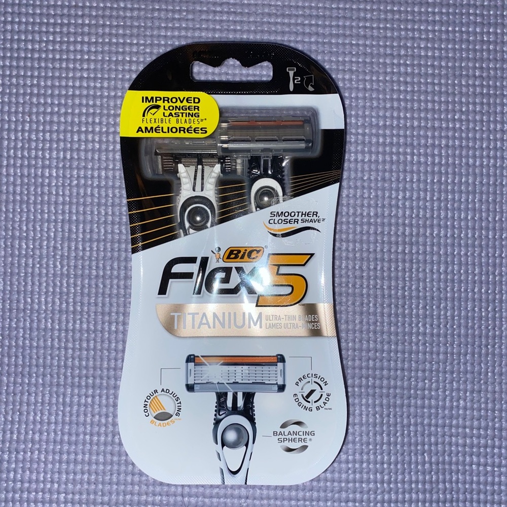 Bic razor bundle - Picture 2 of 5